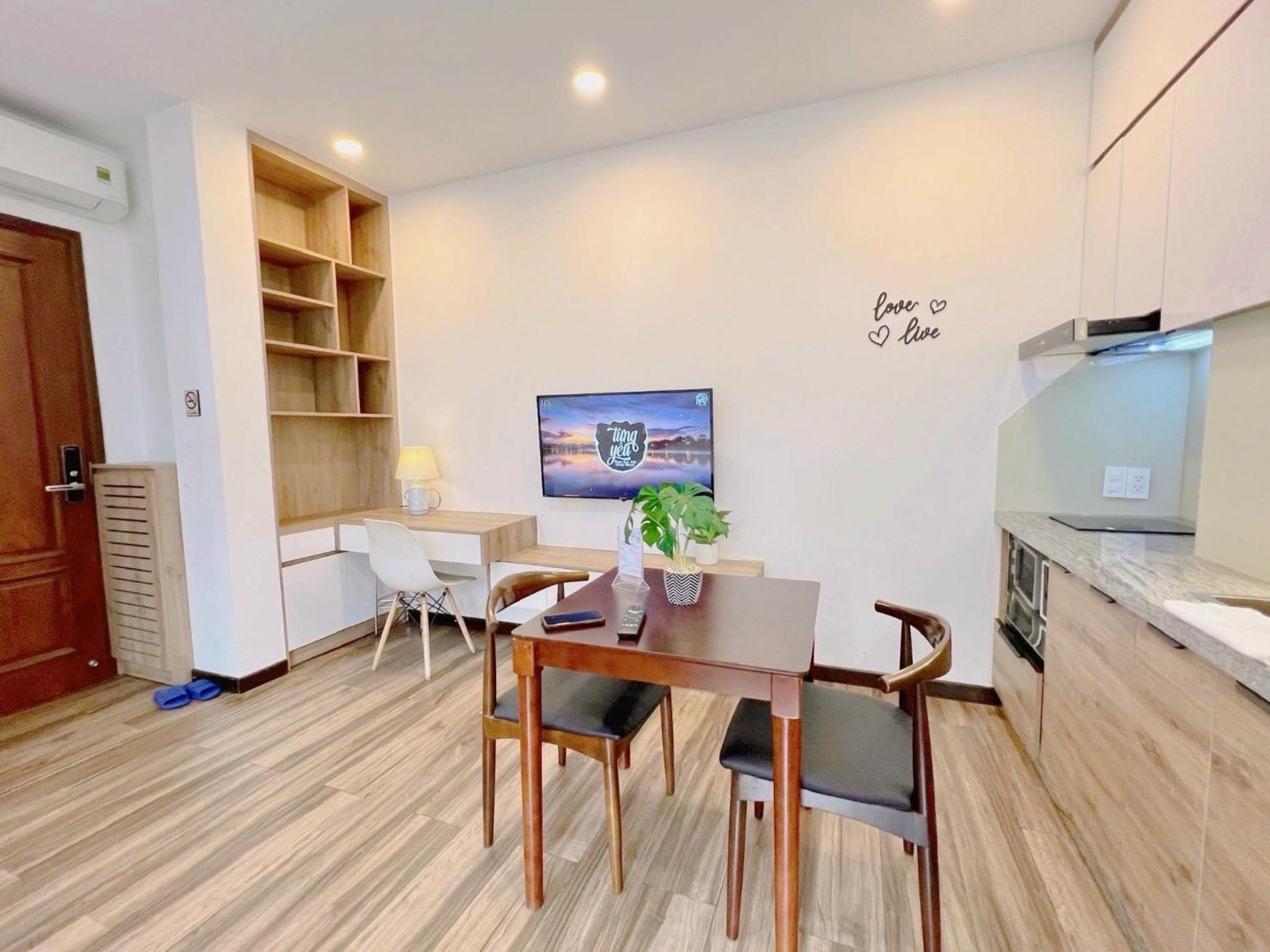 Apartment Ho Riverside View And Netflix Chill Ho Chi Minh City